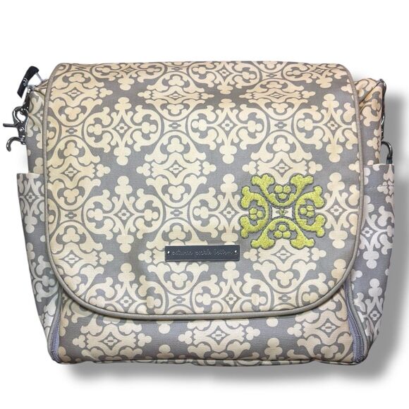 Petunia Pickle Bottom Large Carryall Berkshire Geometric Pattern Diaper Bag - Picture 1 of 16